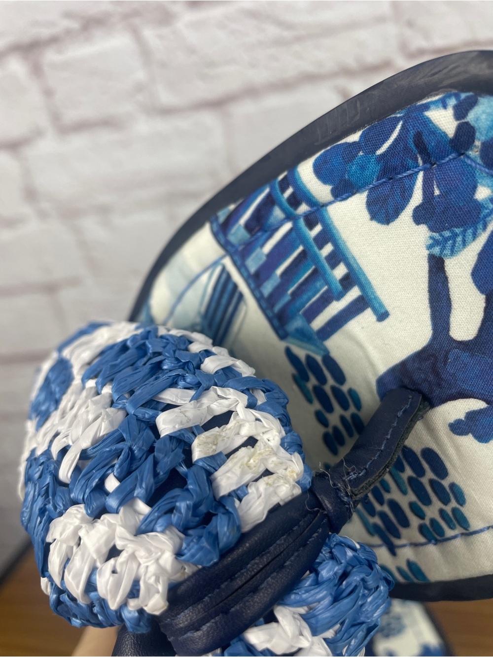 FARM Rio Sweet Rio Raffia Puffy Brazil Blue Tropical Flip Flop Sandals Size 10 - Picture 3 of 8